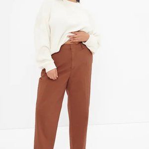 NWT GAP Straight Up Khaki Chino in Rust
